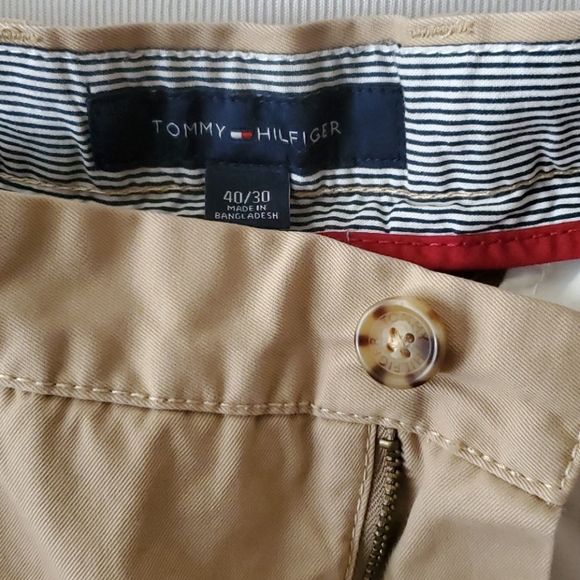 EUC /Tommy Hilfiger khaki Chino Pants - Picture 2 of 10